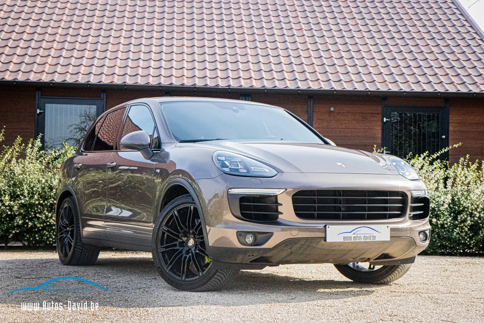 Porsche Cayenne 3.0i V6 PHEV S Tiptronic 4X4 Plug-in Hybride EURO6 Brun - 1