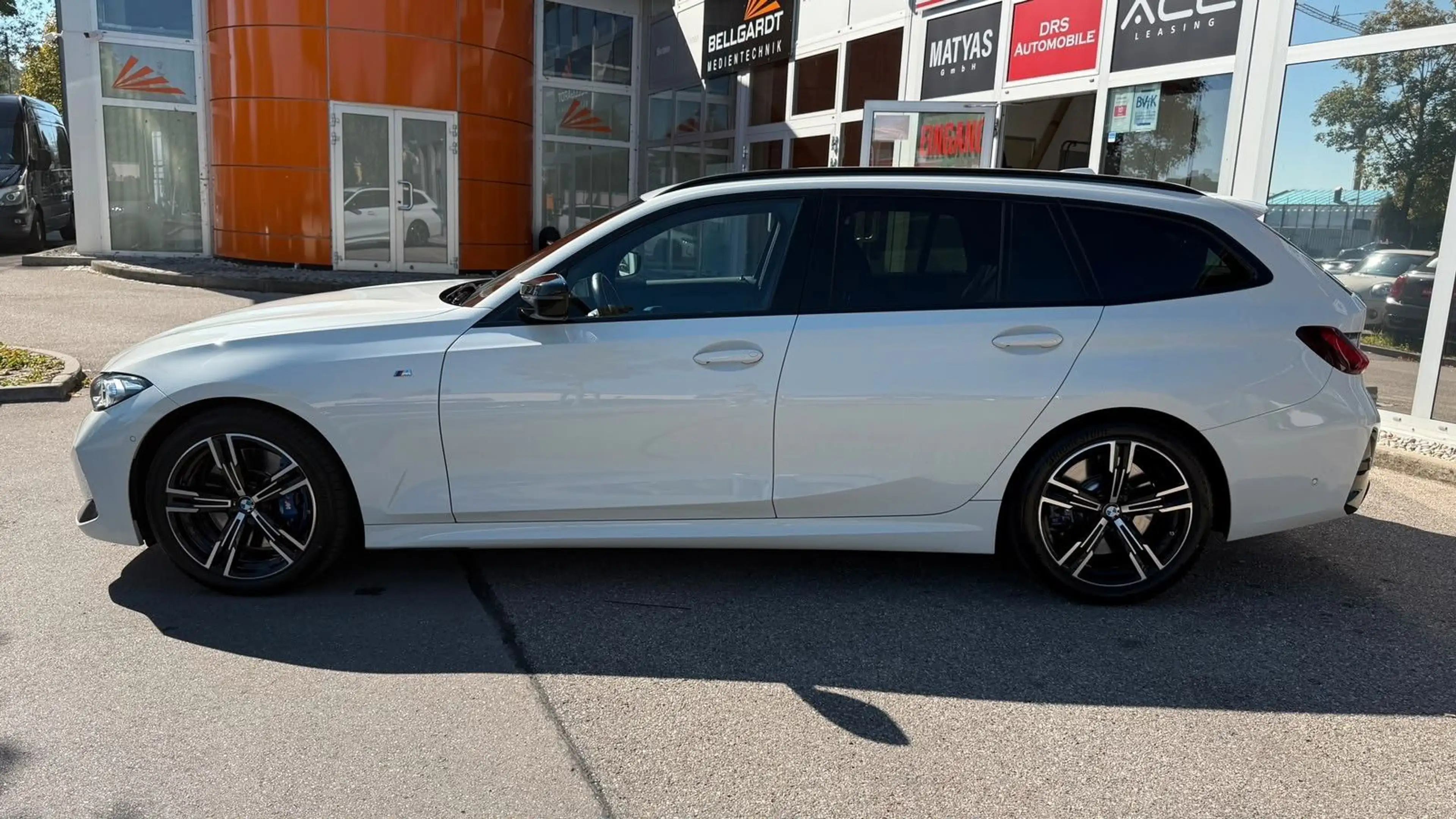 BMW M3 Touring xDrive/HeadUp/H&K/AHK/Komfort — photo 2
