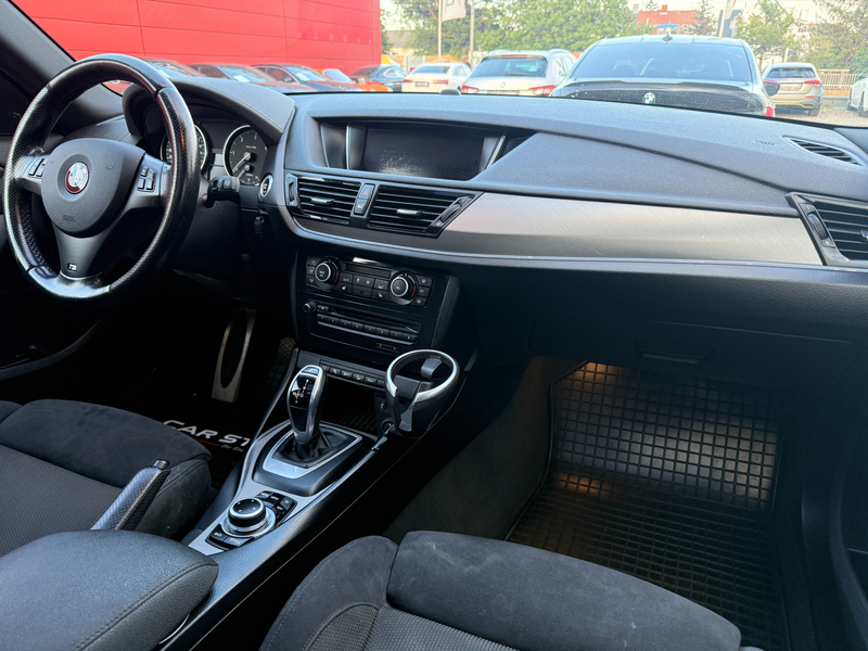 BMW X1 xDrive18d|m-Paket|Panorama|Navi|LED|Kundenauftrag — photo 10