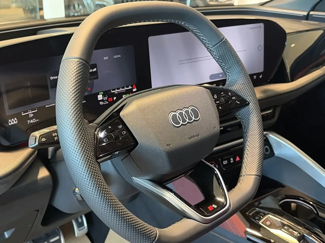 Audi SQ5 снимка Audi SQ5