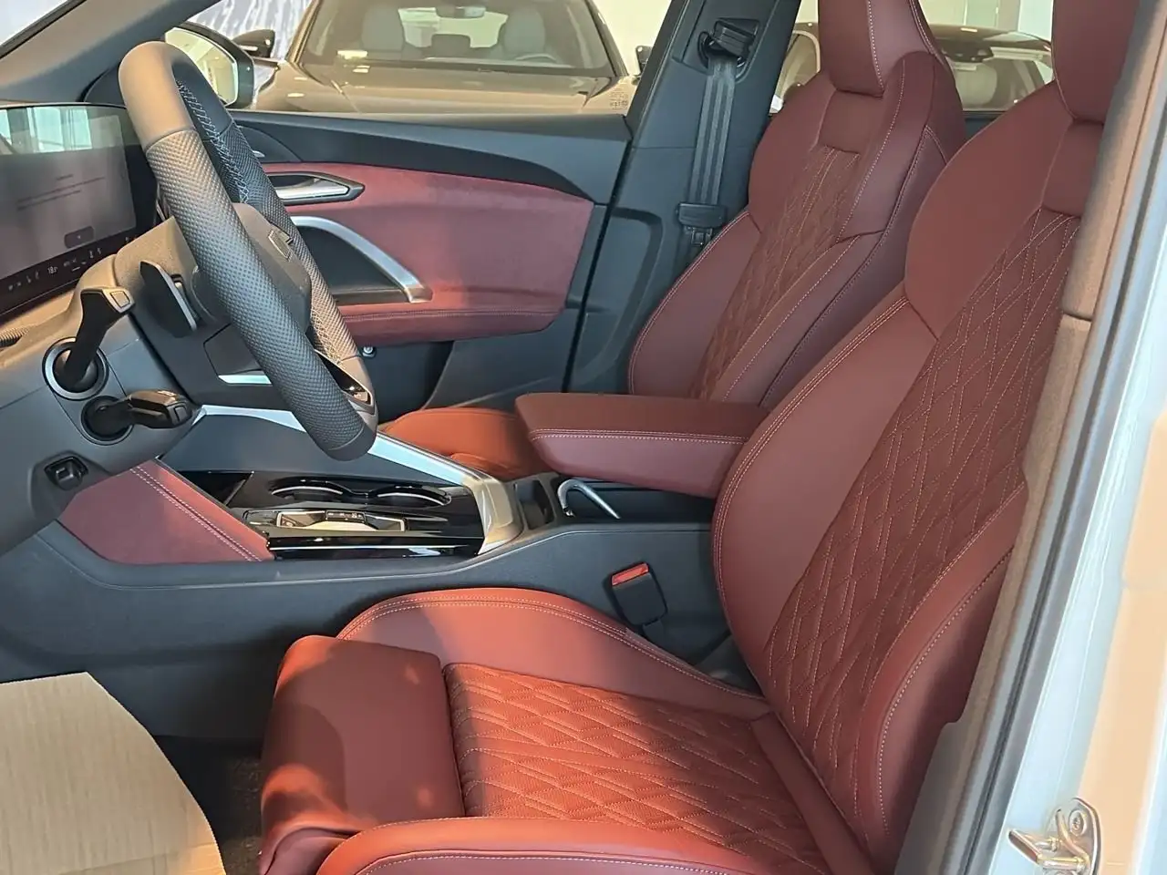 Audi SQ5 снимка Audi SQ5