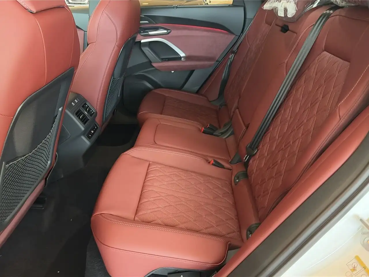 Audi SQ5 снимка Audi SQ5