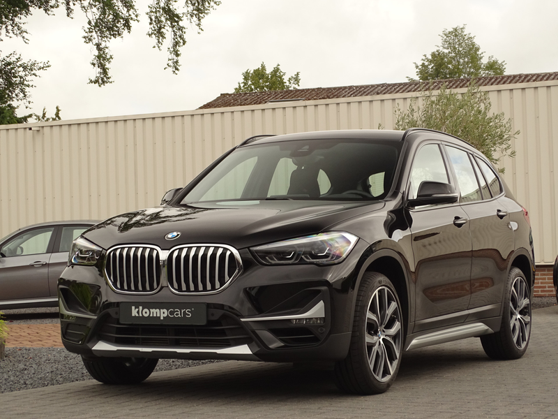 BMW X1 xDrive20i M-Sportstuur | HUD | 4x4 | BTW-Auto | Sp — photo 11