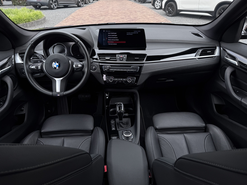 BMW X1 xDrive20i M-Sportstuur | HUD | 4x4 | BTW-Auto | Sp — photo 38