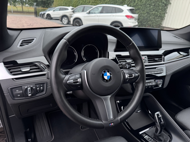 BMW X1 xDrive20i M-Sportstuur | HUD | 4x4 | BTW-Auto | Sp — photo 5