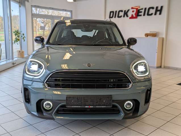 MINI Cooper Countryman 1.5 Cooper Aut. Driving-Assist LED