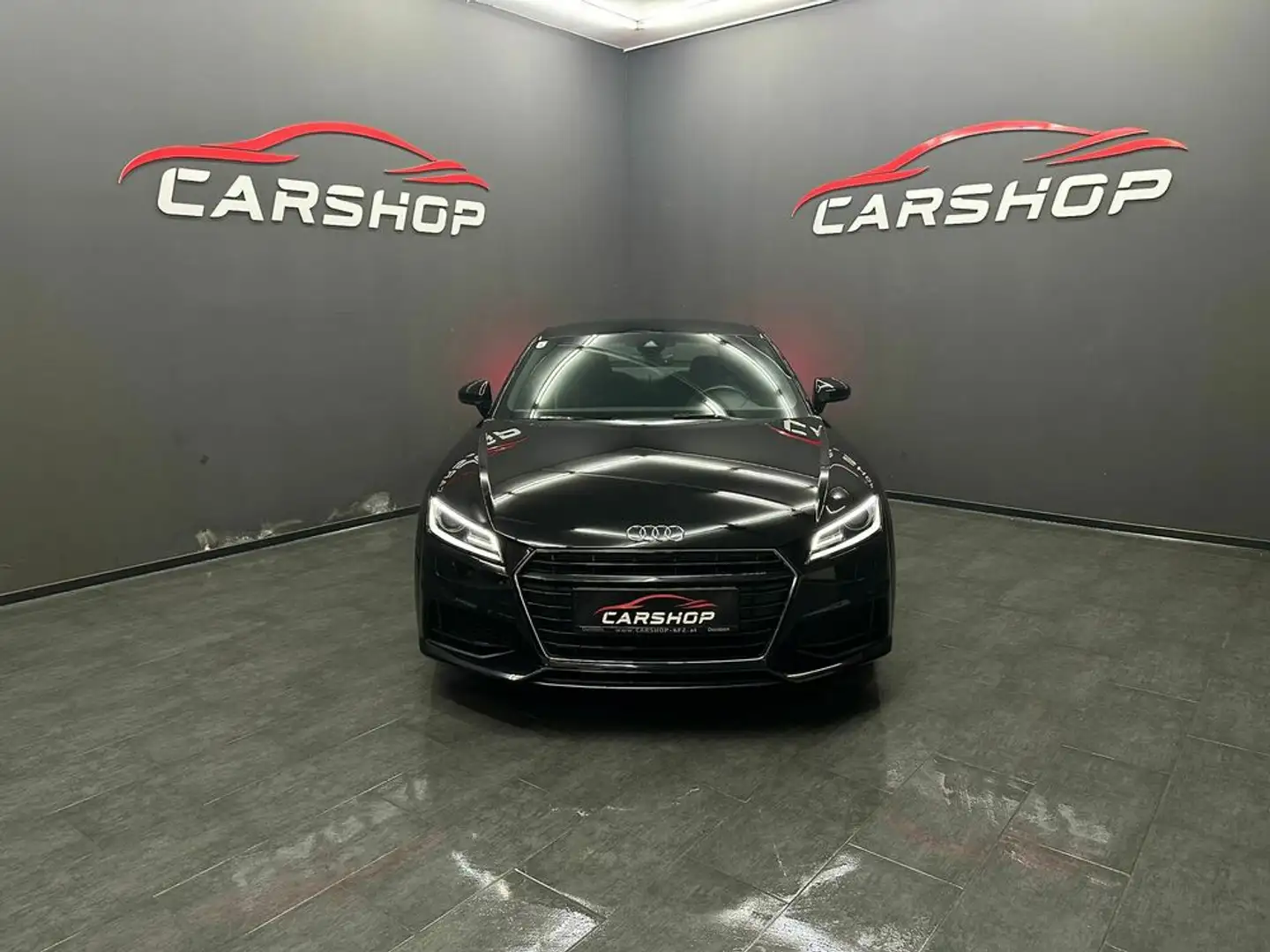 Audi TT 2.0 TFSI 3x S-Line Schwarz - 1