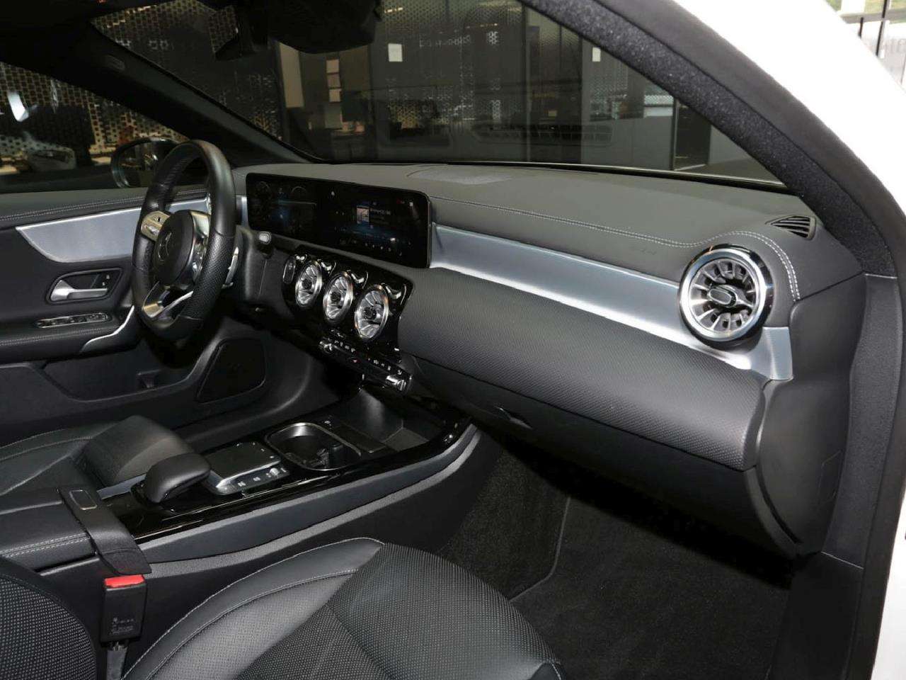 Mercedes-Benz A 250