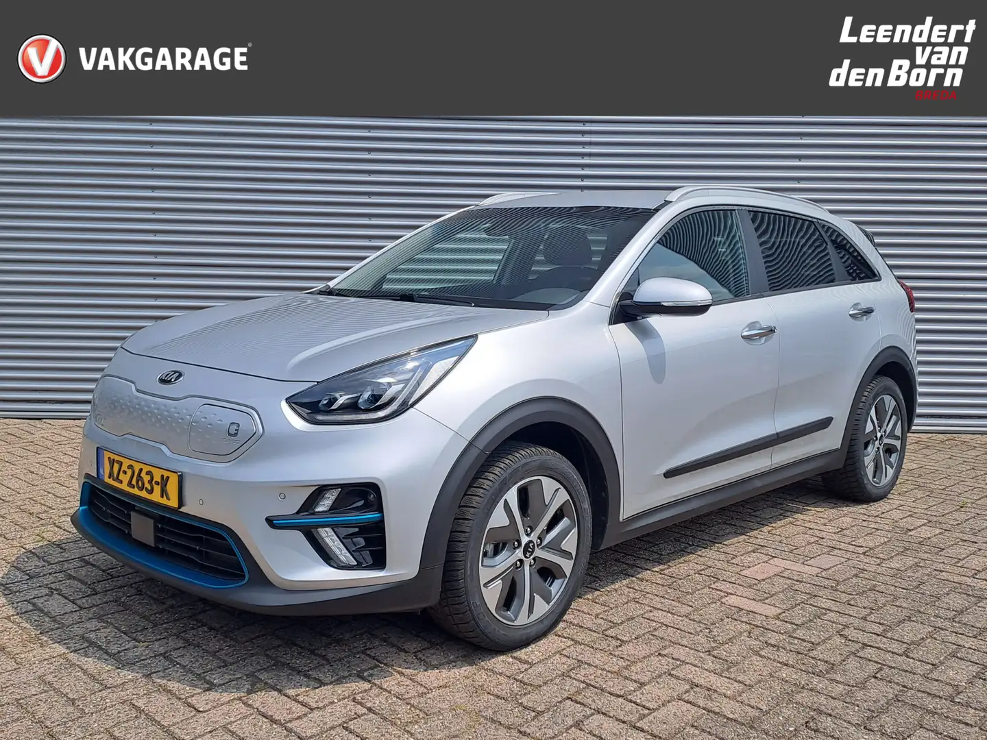 Kia e-Niro ExecutiveLine 64 kWh Stoelverkoeling + stoelverwar Grijs - 1