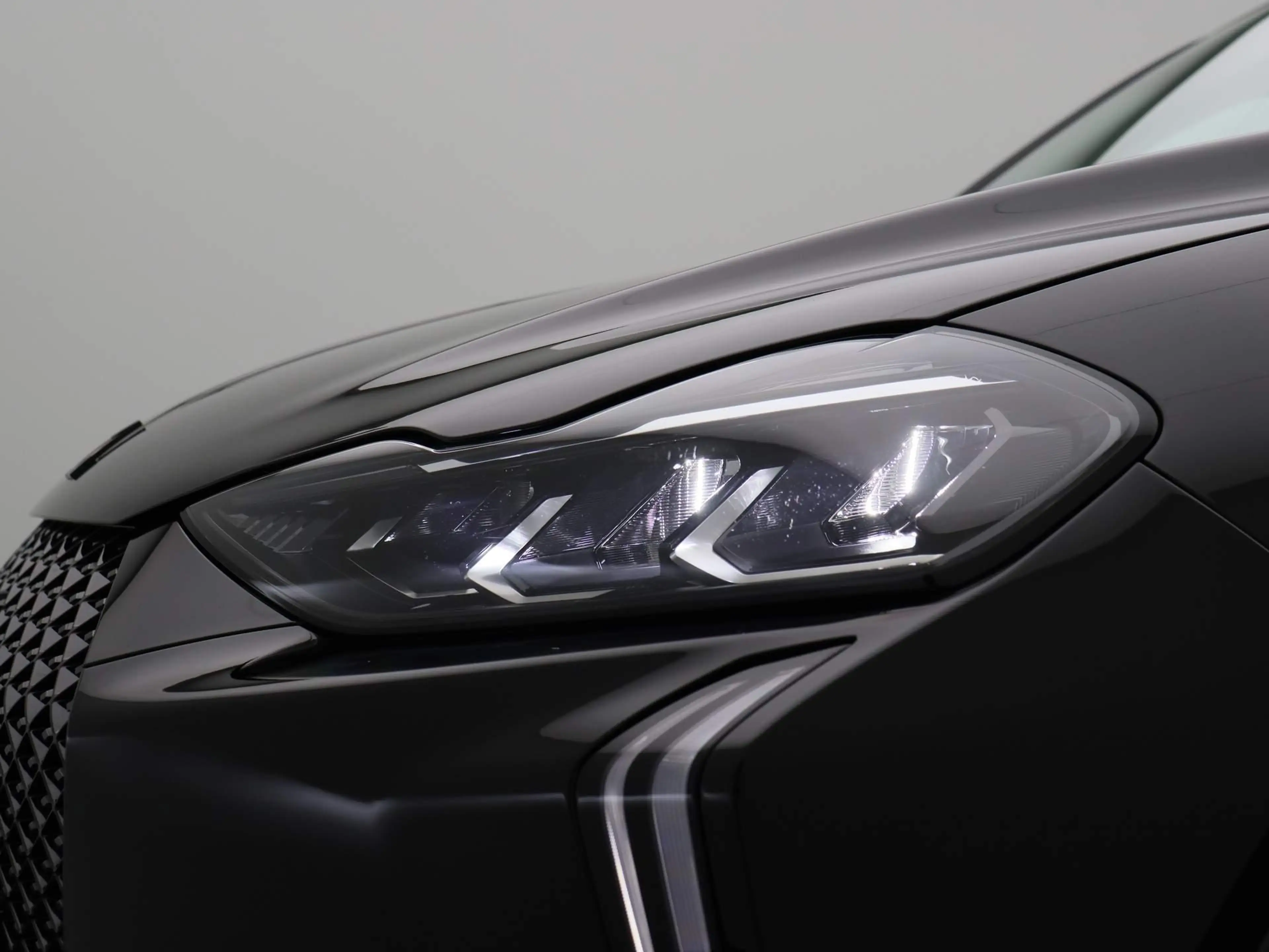 DS Automobiles DS 3 E-Tense Performance Line 54 kWh | Navi | ECC | PDC — photo 15