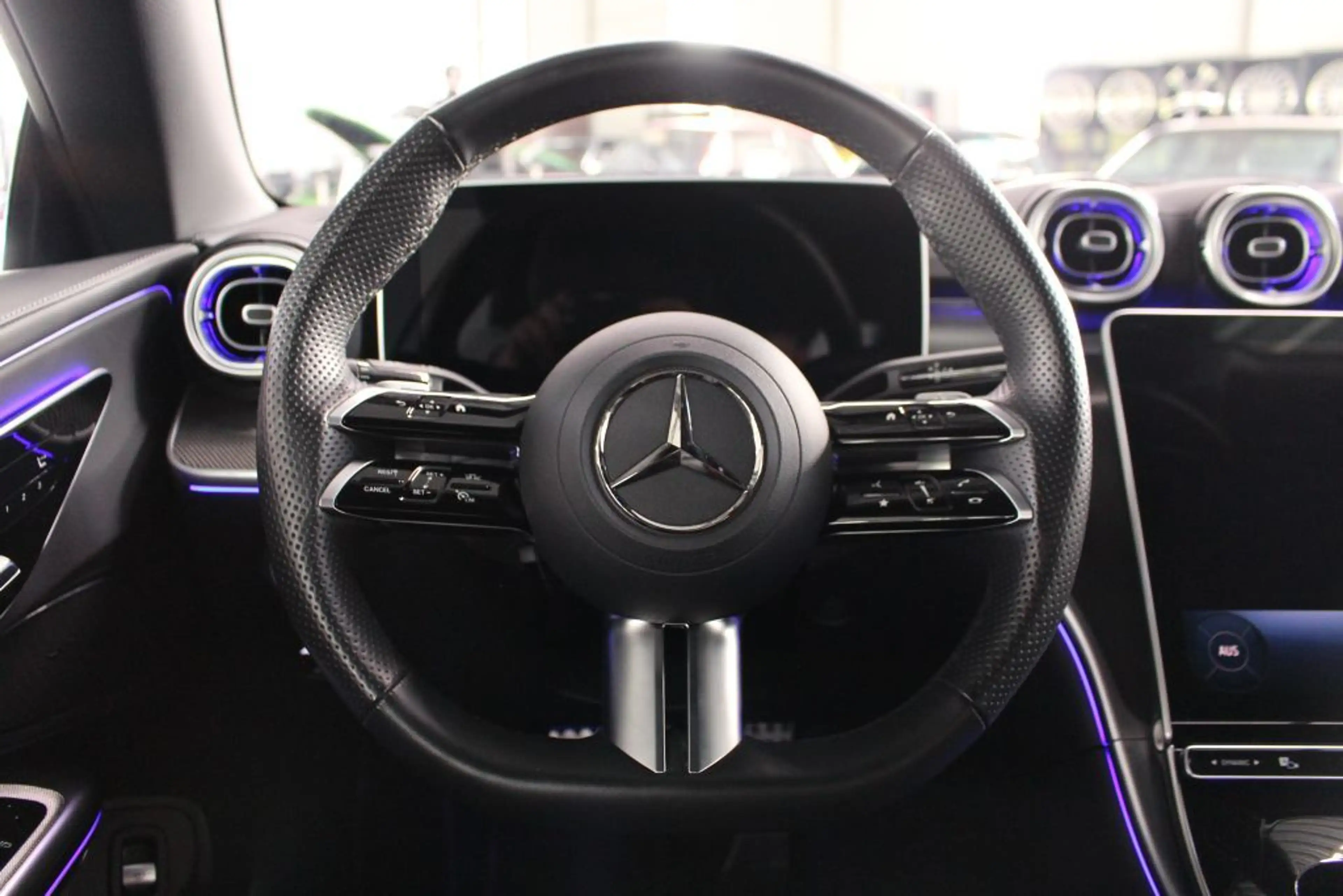 Mercedes-Benz CLE 200 AMG Adv + Cabriolet LED AIRSCARF AIRCAP — photo 9