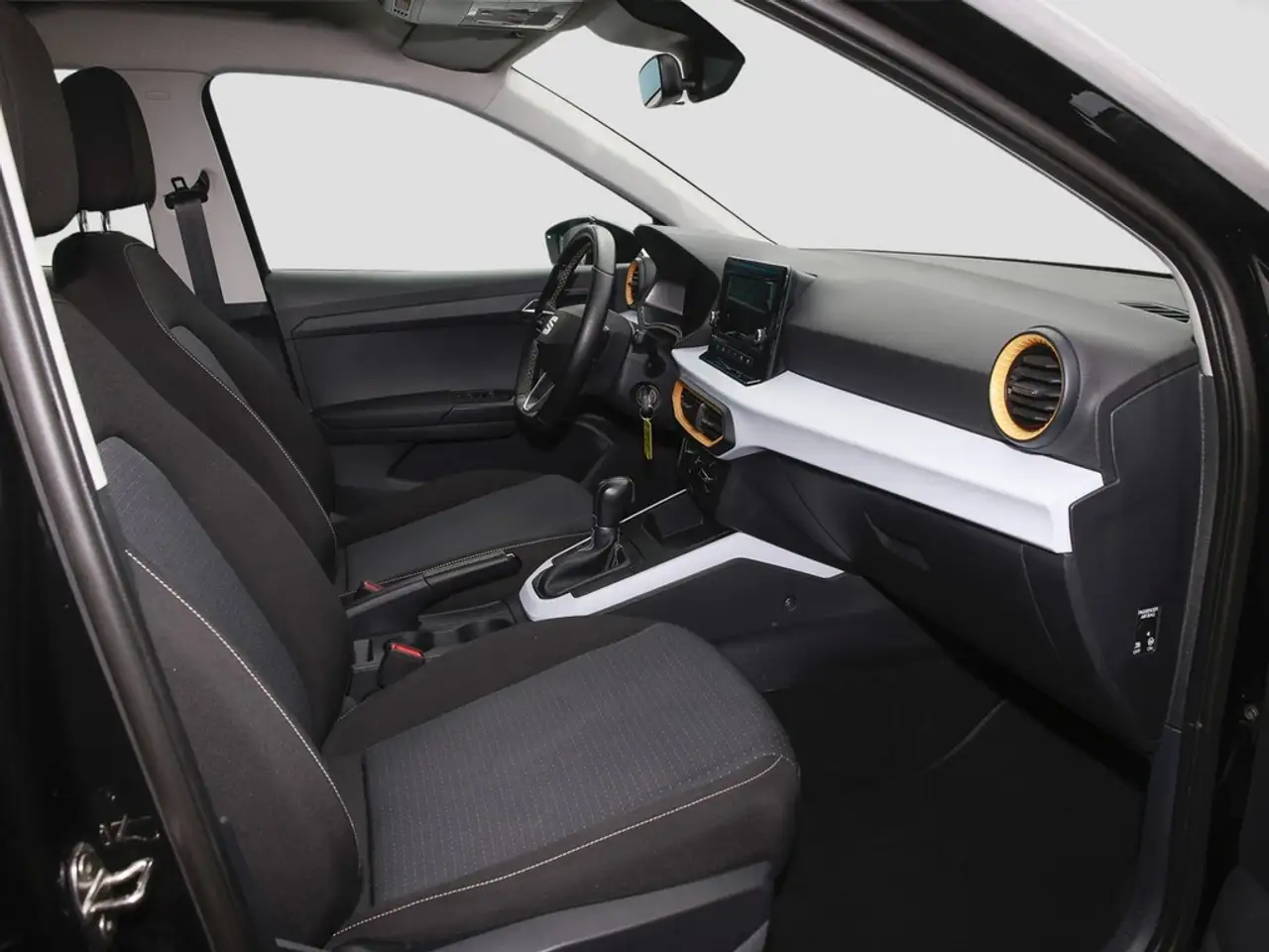 SEAT Arona 1.0 TSI DSG Style /LED/GRA/Klima 8