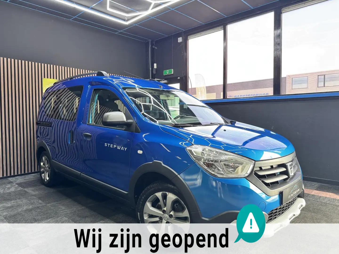 Dacia Dokker 1.2 TCe S&S Stepway 1e Eig navi Cruise Airco pdc I Blauw - 1