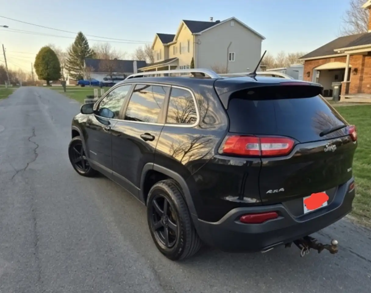 Jeep Cherokee снимка Jeep Cherokee