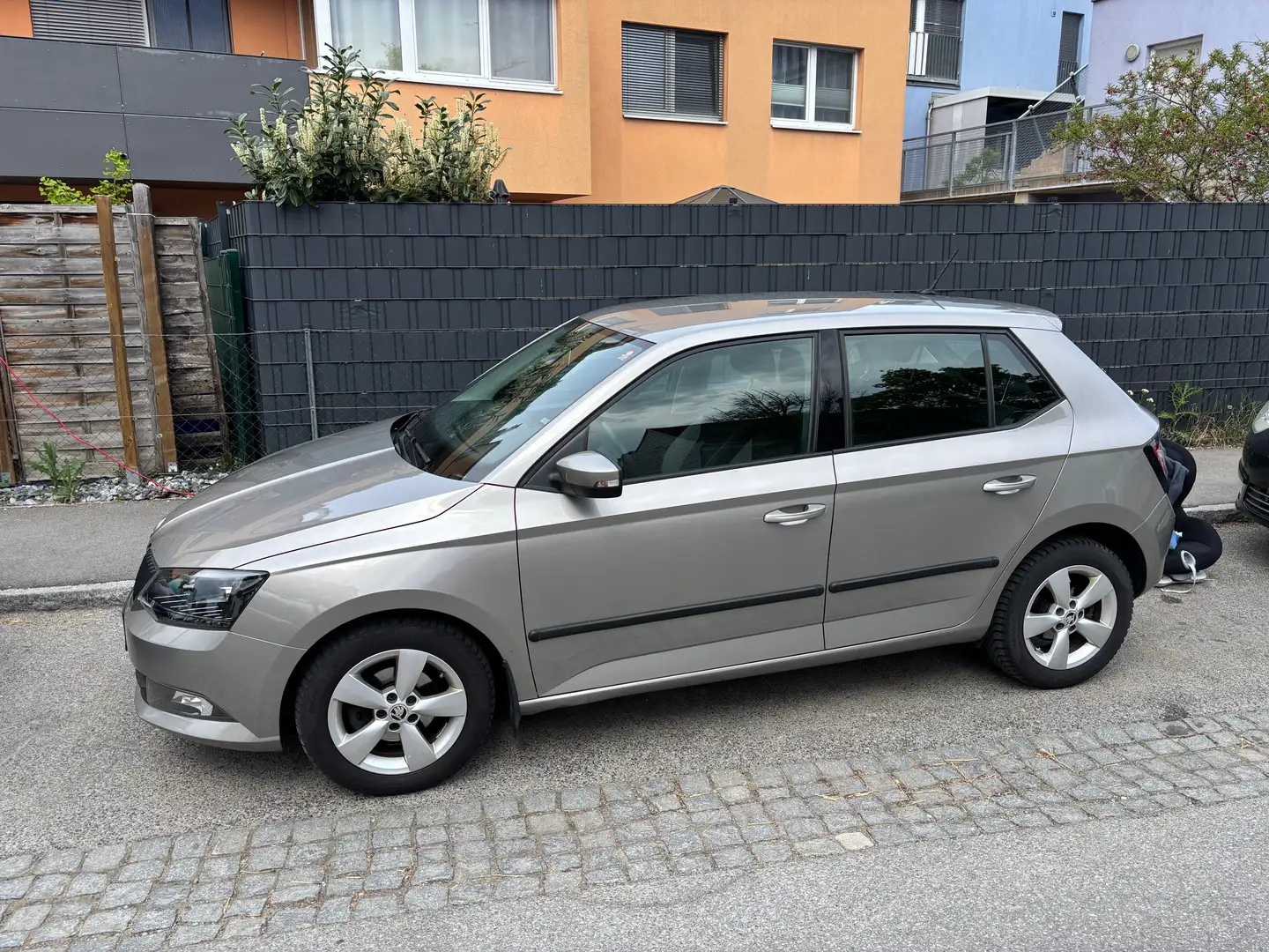 Skoda Fabia Fabia Ambition 1,0 TSI Ambition Silber - 2