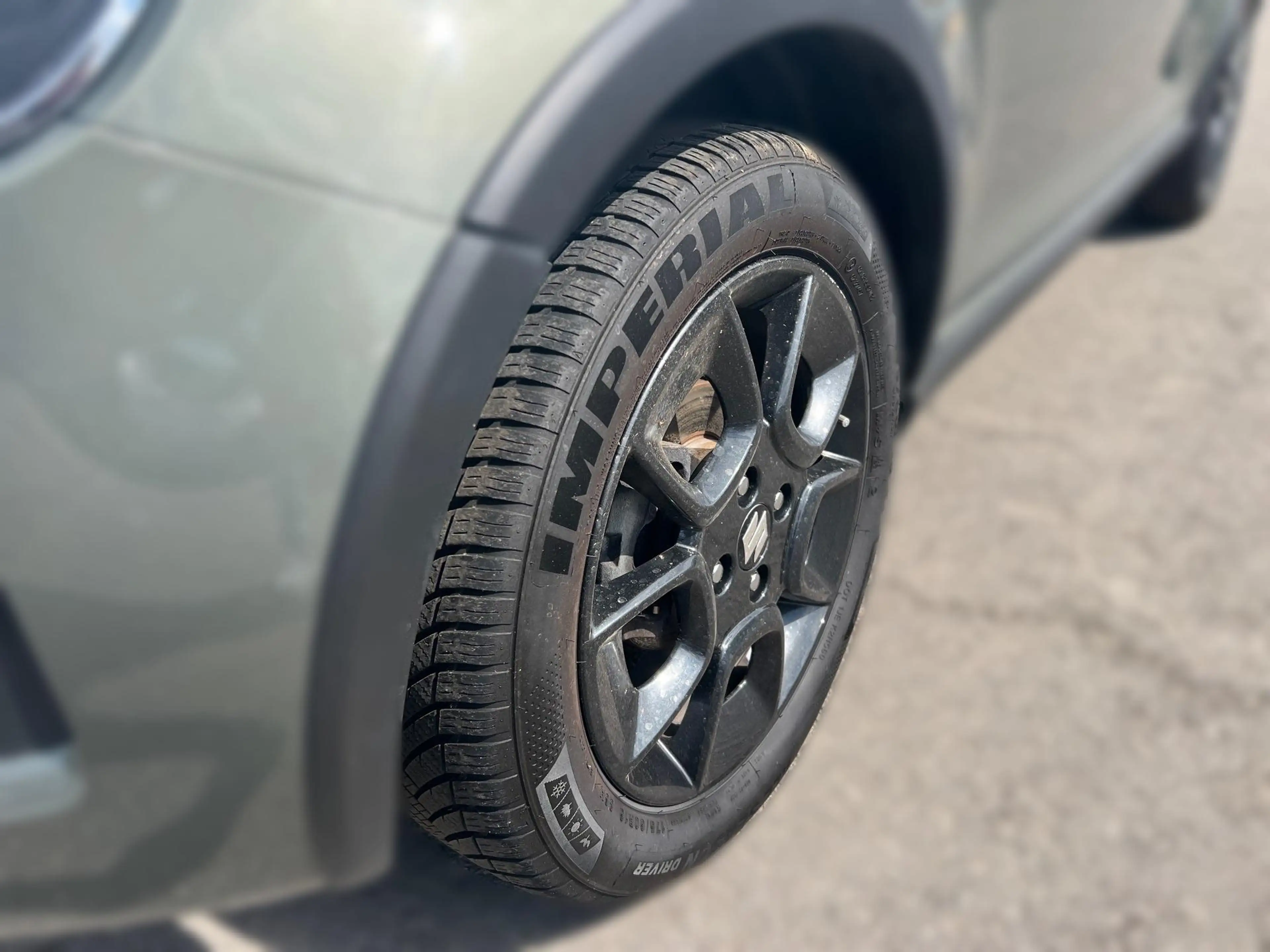 Suzuki Ignis IGNIS — photo 14