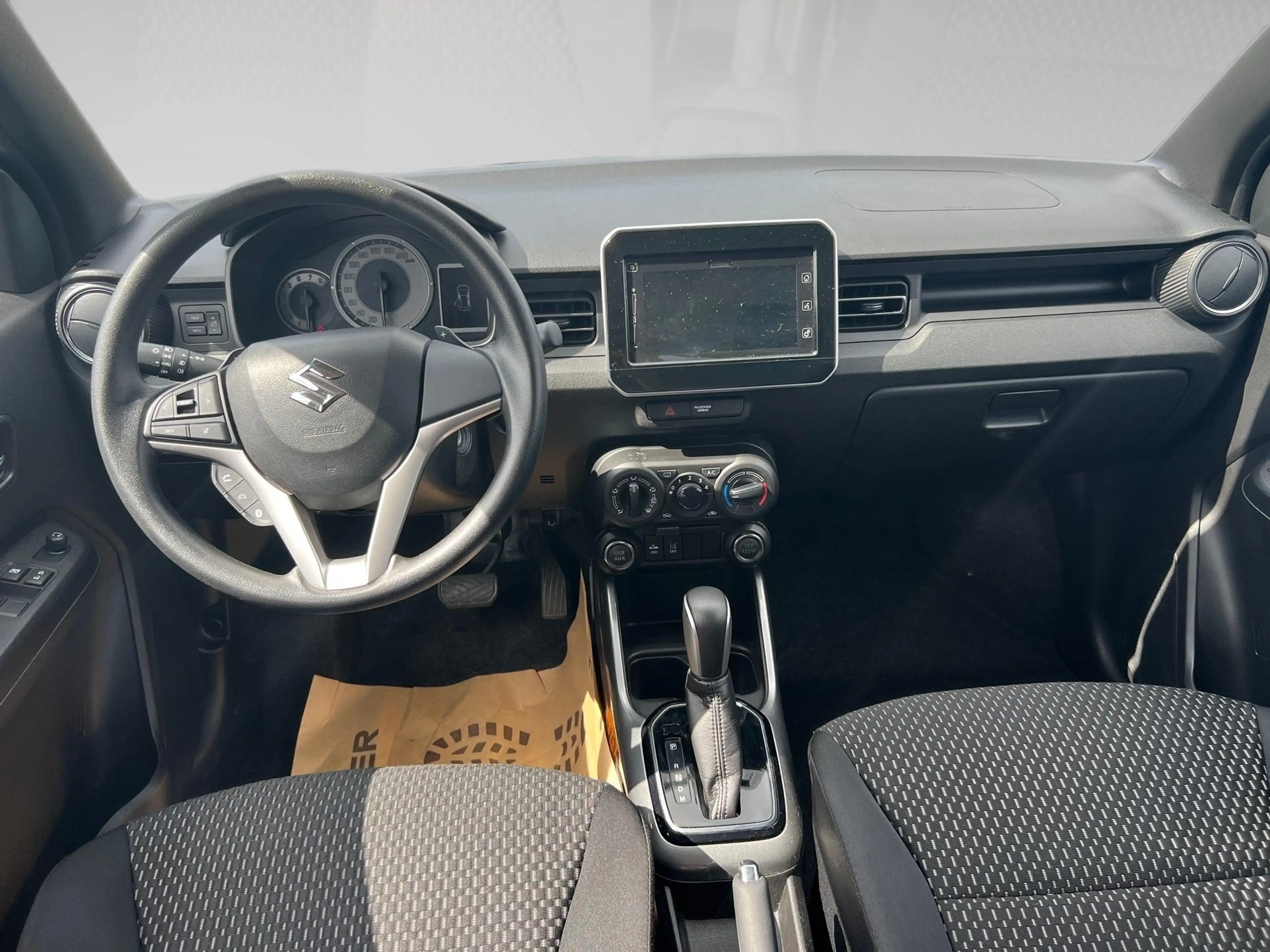 Suzuki Ignis IGNIS — photo 9
