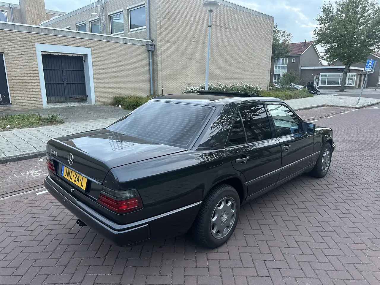 Daimler Mercedes-Benz W124 300D - 6 Cilinder - Belastingvr, foto 6