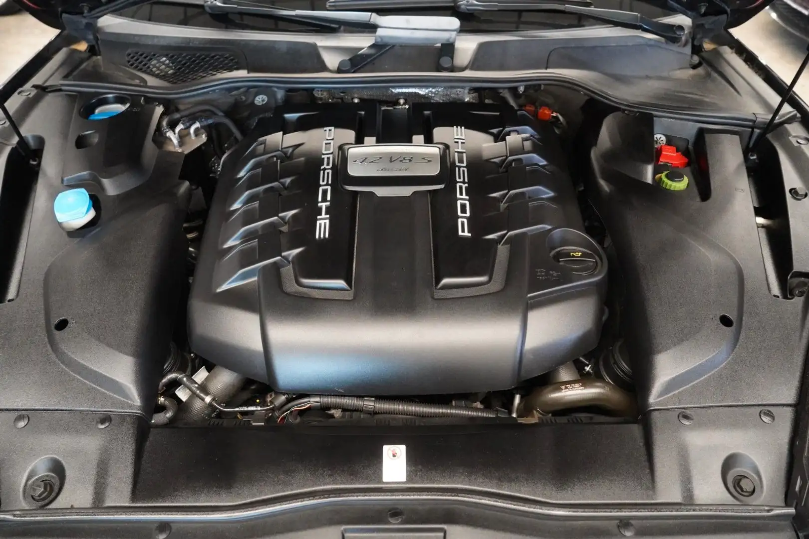 Porsche Cayenne S 4.2 V8 Diesel *2.Hand*Luft*Panorama* Schwarz - 2
