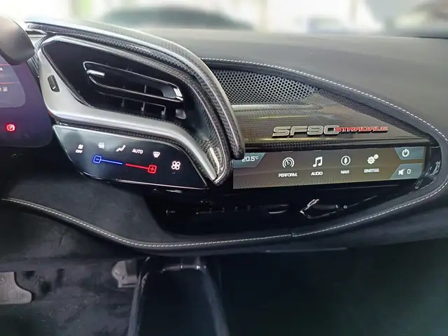 Ferrari SF90 Stradale 7,9kWh F1-DCT Ansicht 13