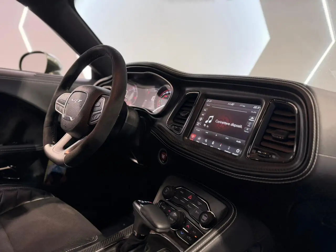 Dodge Challenger 2024 — фото 12