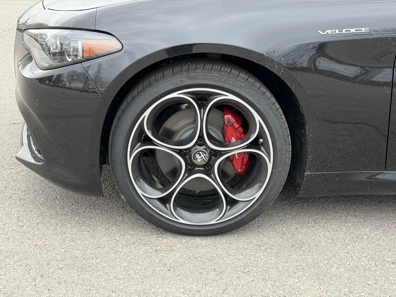 Alfa Romeo Giulia снимка Alfa Romeo Giulia