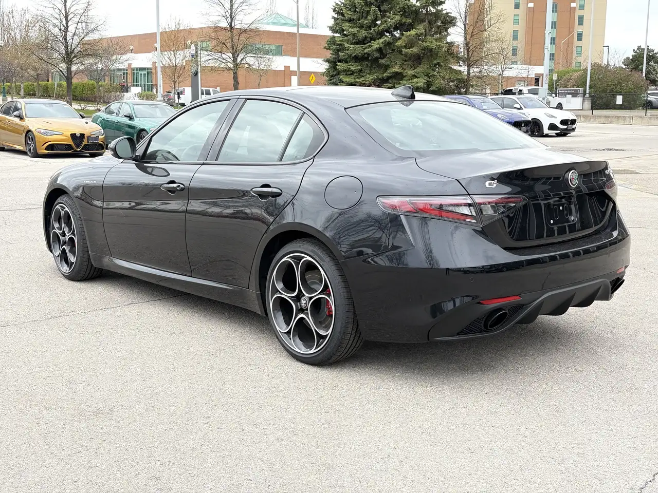Alfa Romeo Giulia снимка Alfa Romeo Giulia