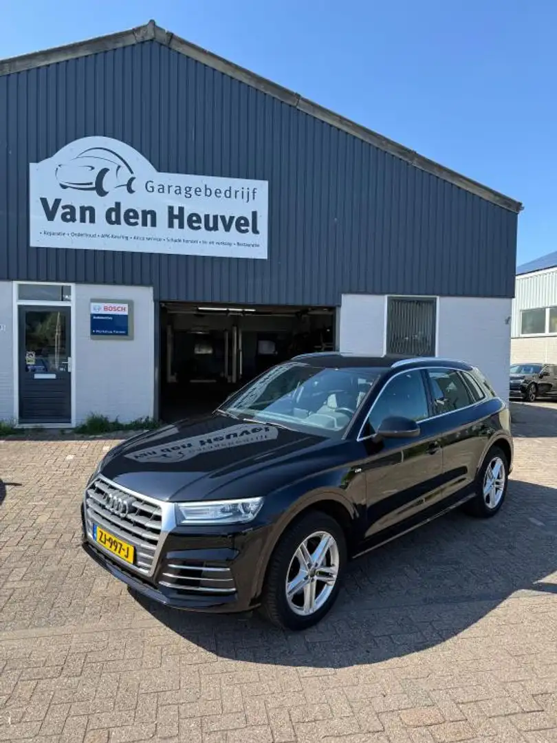 Audi Q5 2.0 TFSI quattro Sport Pro Line S Schwarz - 1