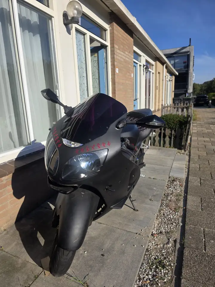 Kawasaki Ninja ZX-12R