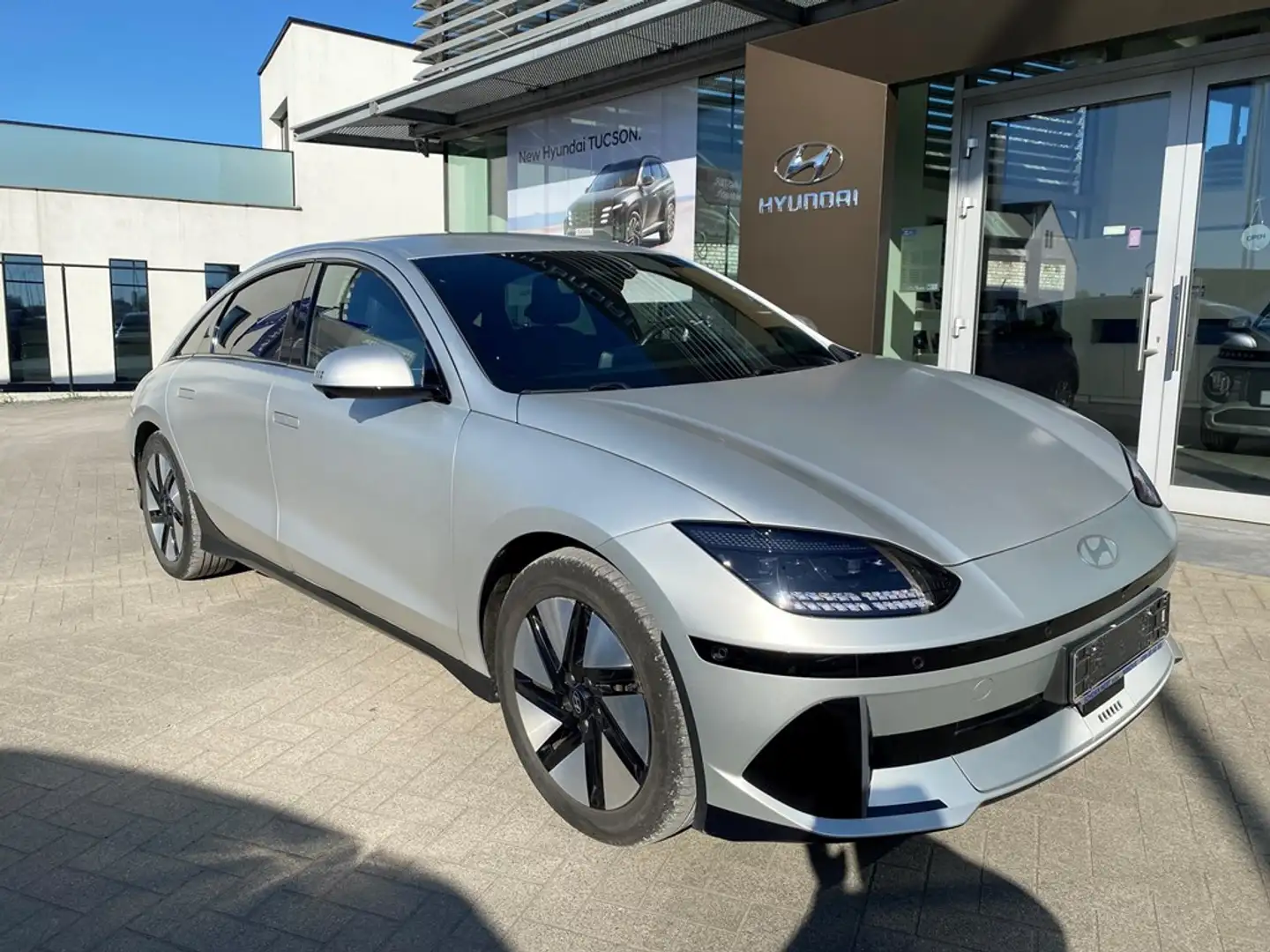 Hyundai IONIQ 6 77KWh BALANCE Argintiu - 1