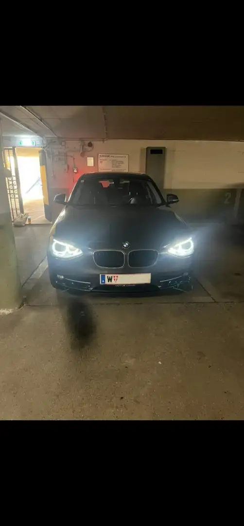BMW 114 114i Sport Line - 1