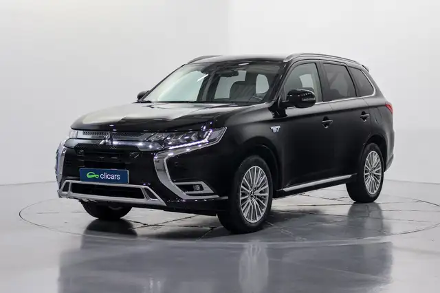 Mitsubishi Outlander PHEV Kaiteki 4WD