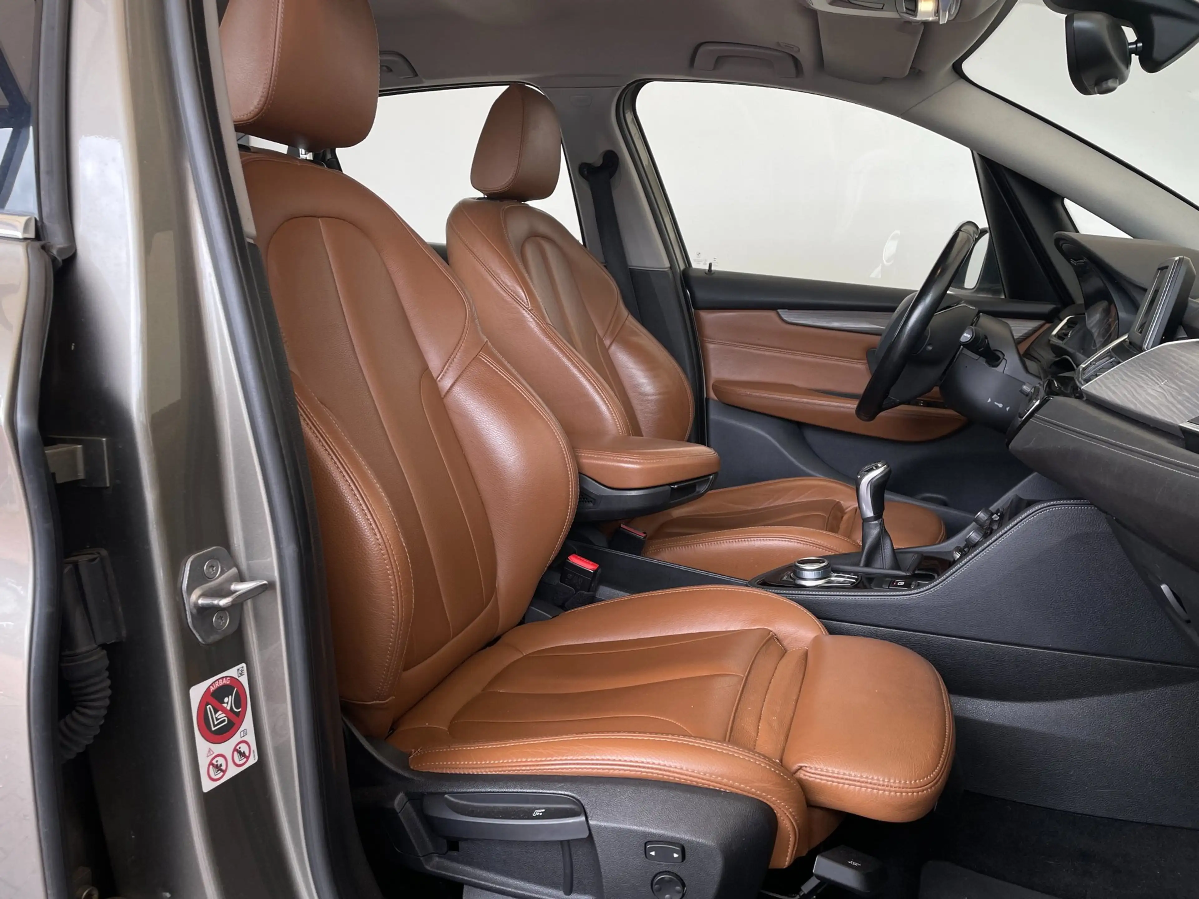 BMW 214 2-serie Active Tourer 214d Centennial Executive Sp — photo 5