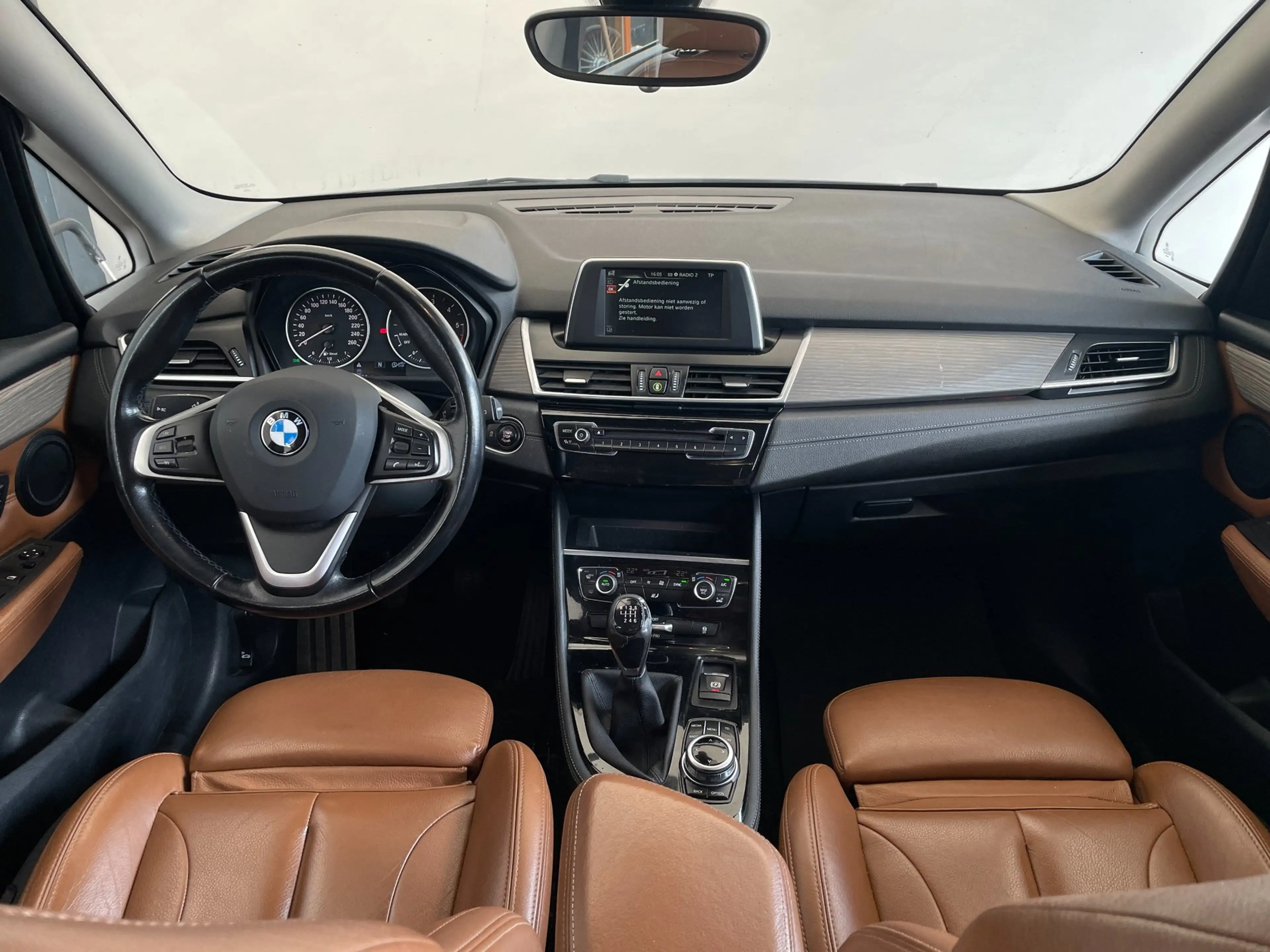 BMW 214 2-serie Active Tourer 214d Centennial Executive Sp — photo 3