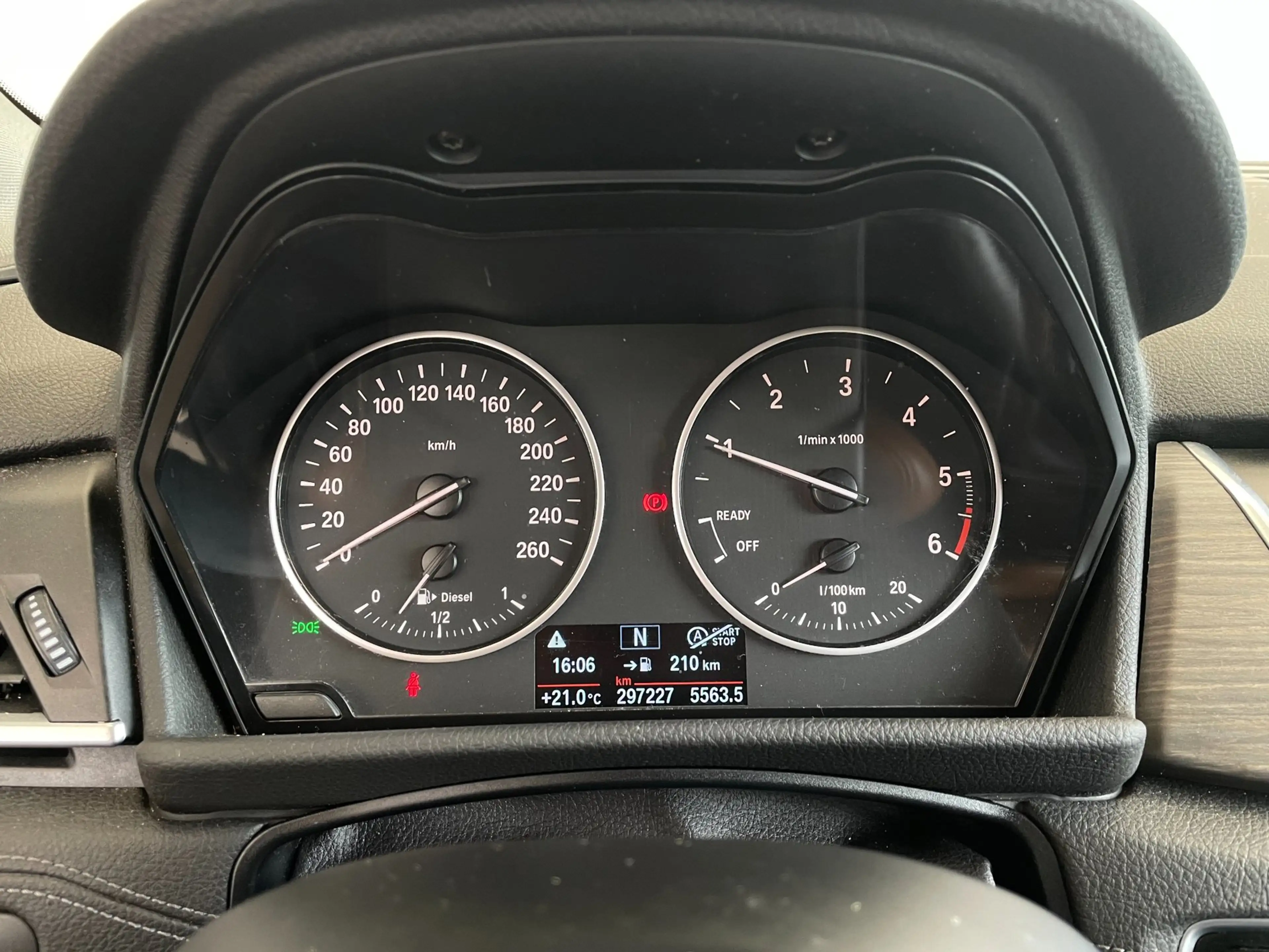 BMW 214 2-serie Active Tourer 214d Centennial Executive Sp — photo 12