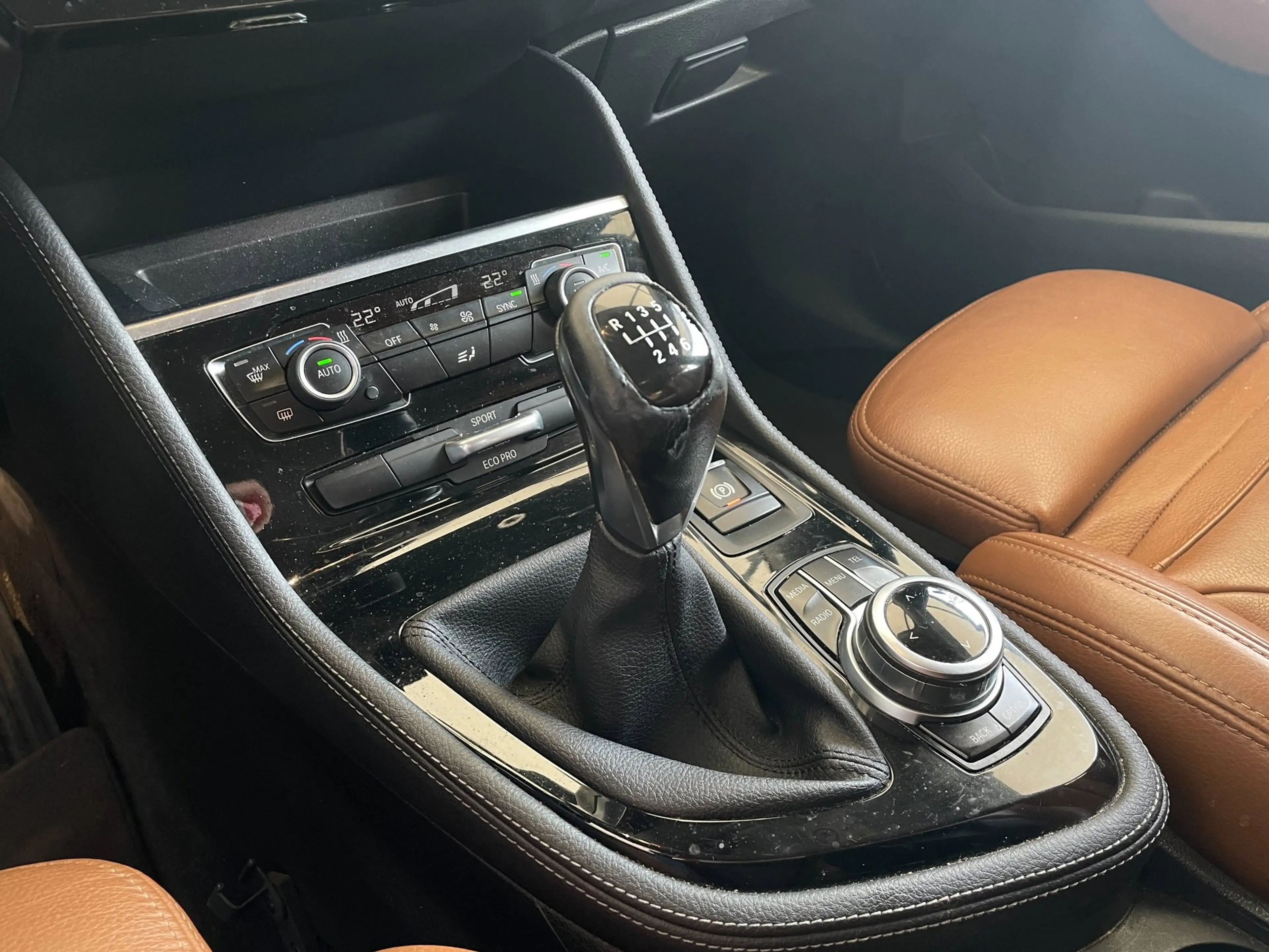 BMW 214 2-serie Active Tourer 214d Centennial Executive Sp — photo 11