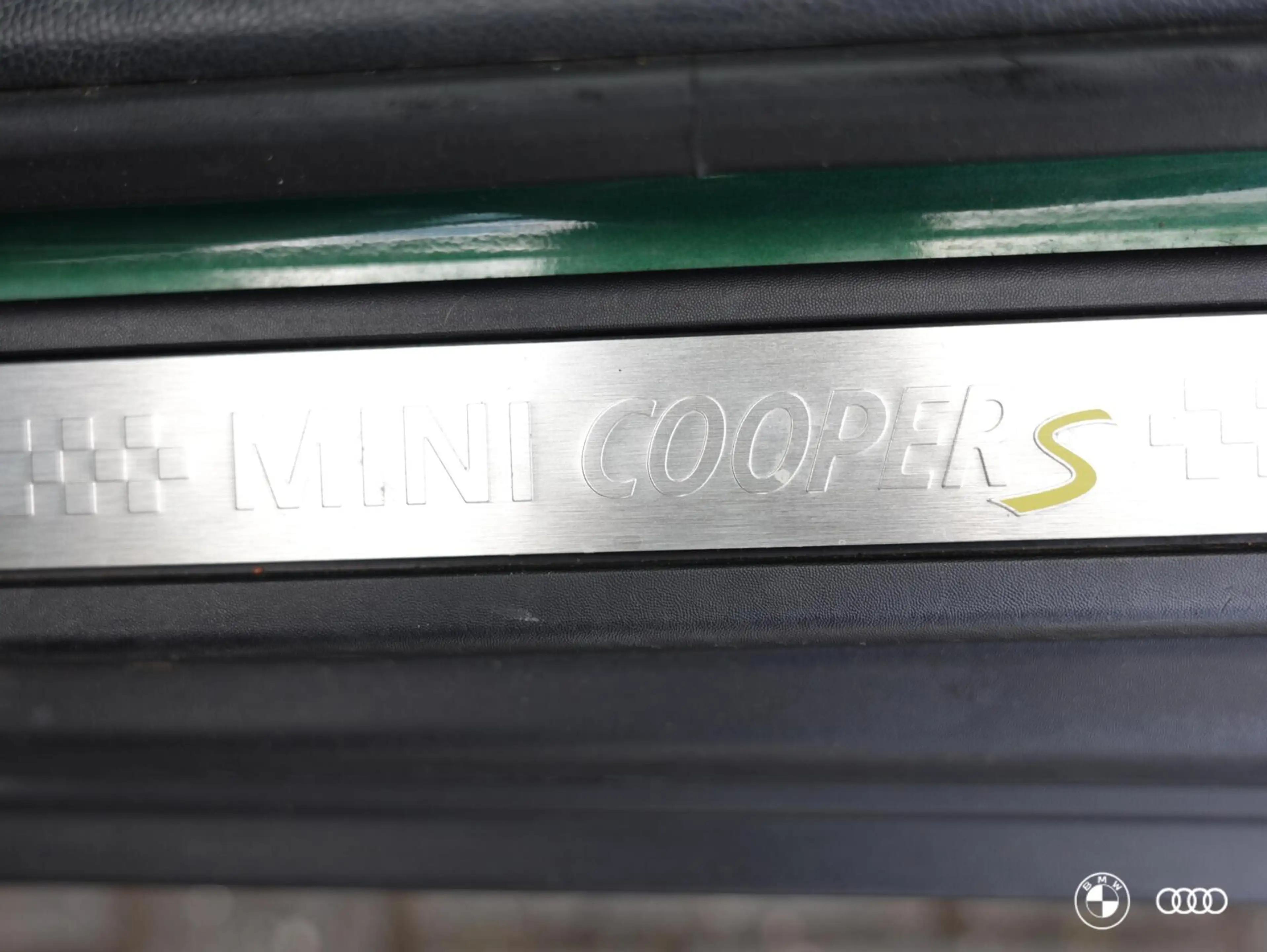 MINI Cooper SE Countryman 1.5 ALL4 / PANODAK / STOELVW / AMBIENTE / CARPLAY — photo 11