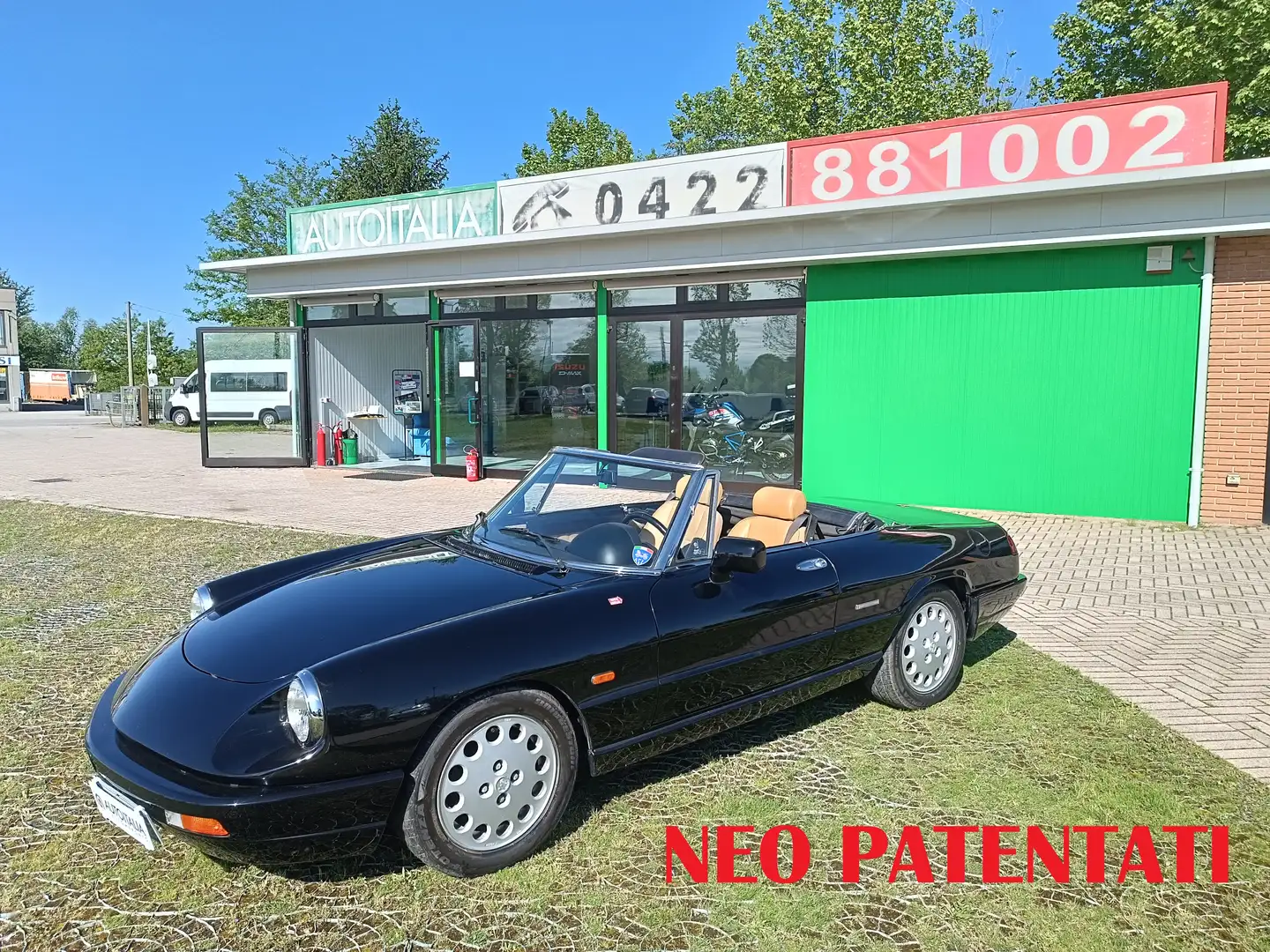 Alfa Romeo Spider 2.0 cat. Schwarz - 1