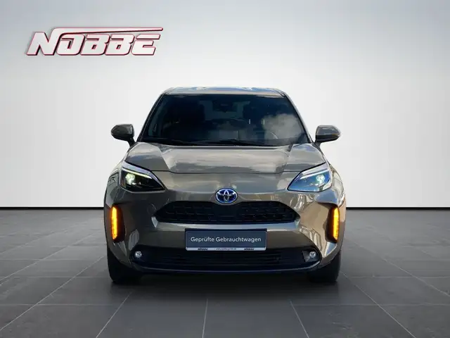 Toyota Yaris Cross view 8