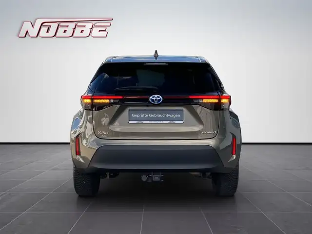 Toyota Yaris Cross view 4