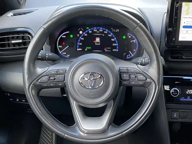 Toyota Yaris Cross view 10