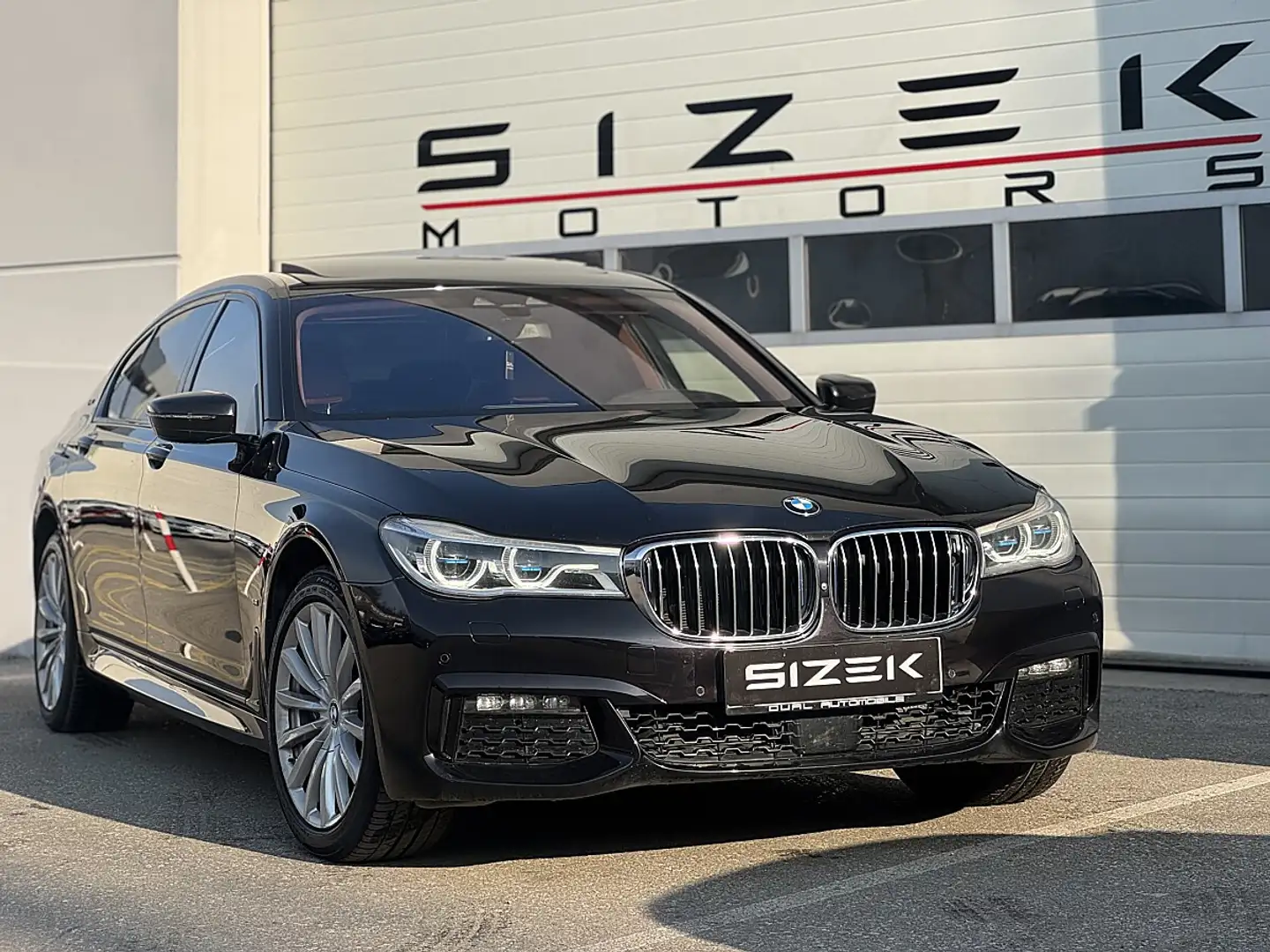 BMW 740 Le PHEV xDrive iPerformance Aut.|M-PAKET Schwarz - 2