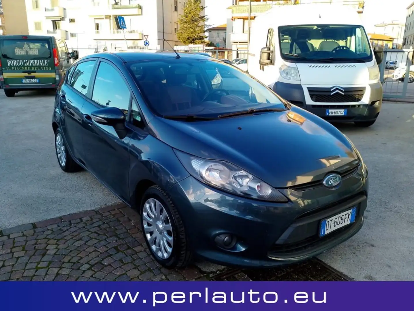 Ford Fiesta 1.4 TDCi 70CV 5P  NEOPATENTATI Grigio - 2