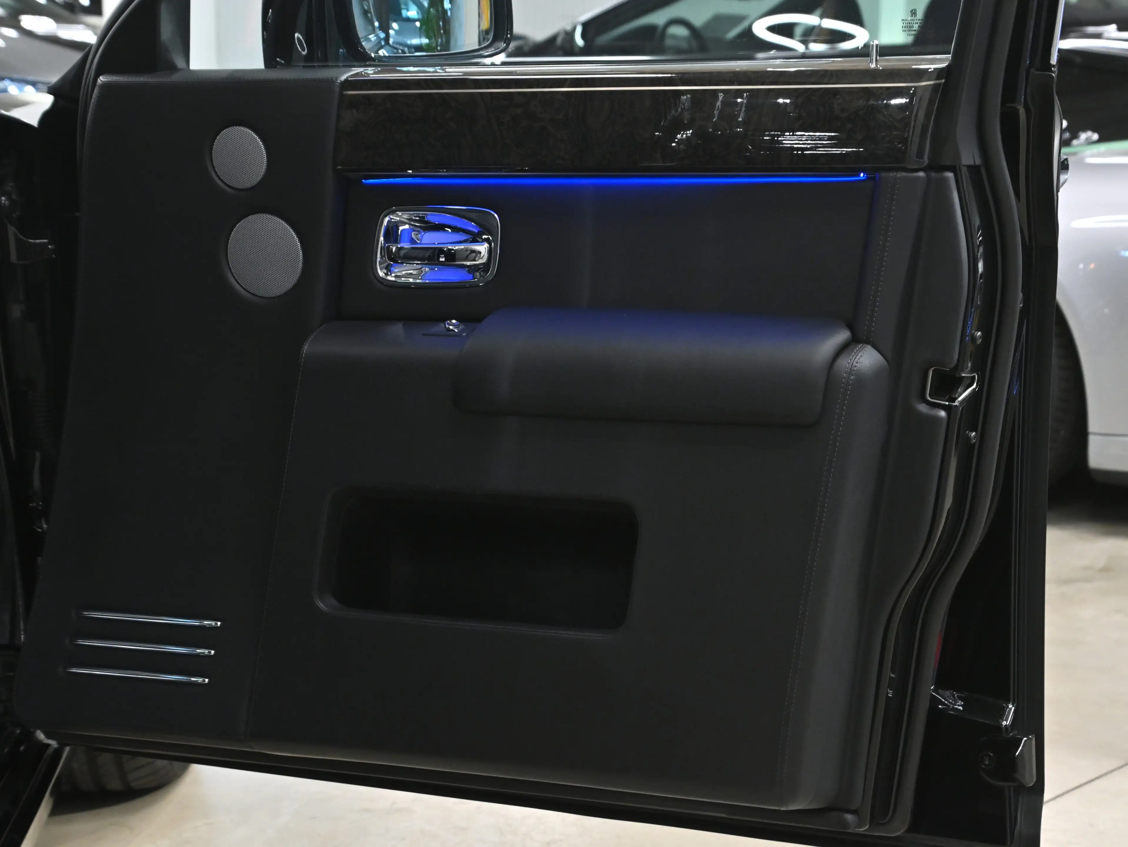 Rolls-Royce Phantom Phantom VII Mark 2 ! Im Kundenauftrag ! — photo 6