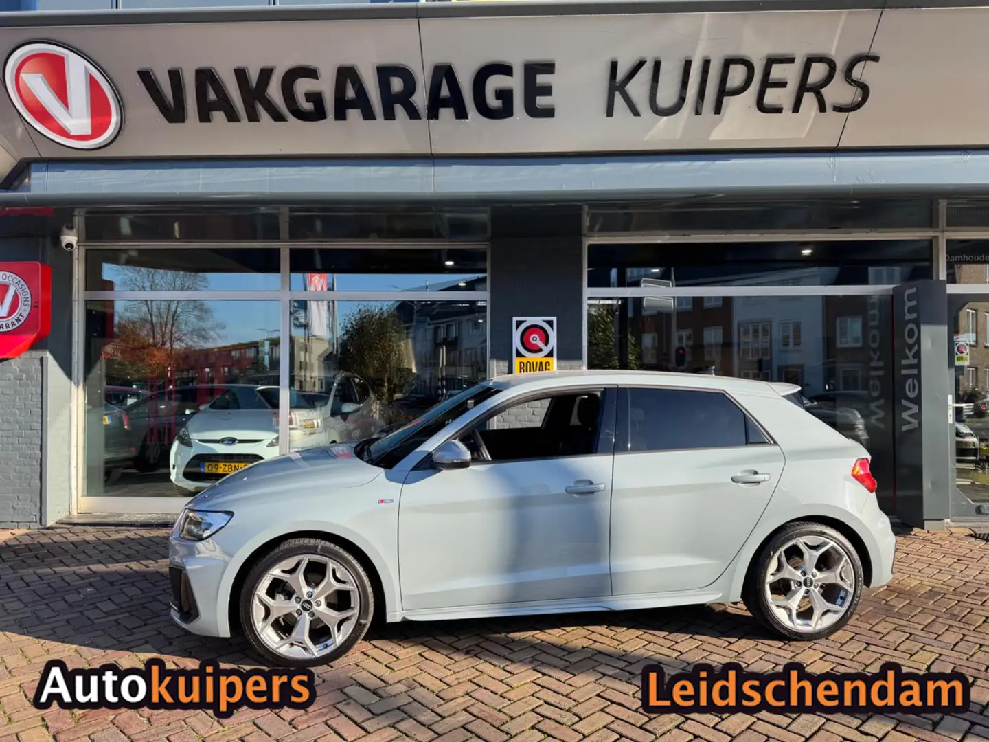 Audi A1 SPORTBACK 35 TFSI S edition Gris - 1
