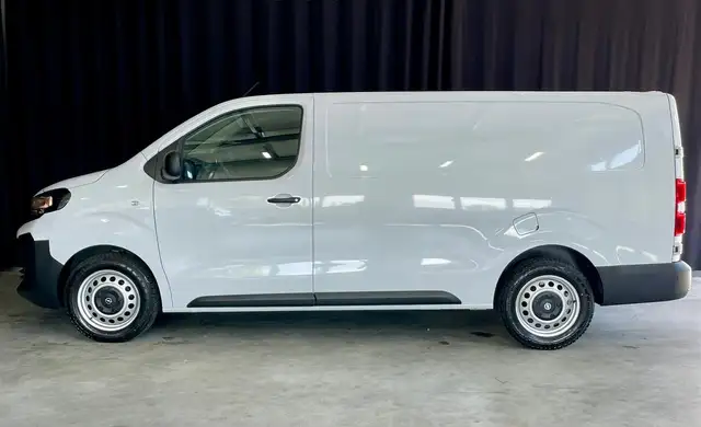 Opel Vivaro view 10