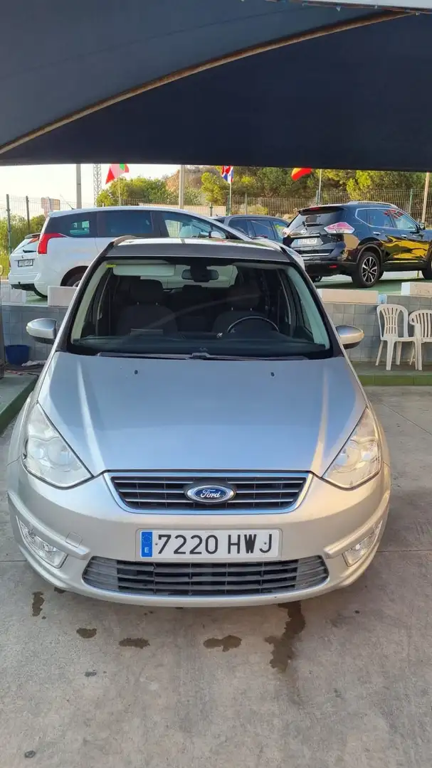 Ford Grand C-Max 2.0TDCi Titanium Powershift - 1