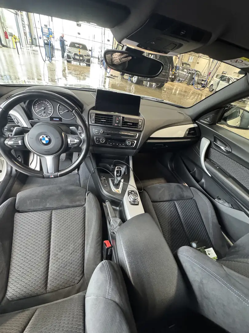 BMW 225 M-Paket / Harman / Alcantara / Automatik Weiß - 2