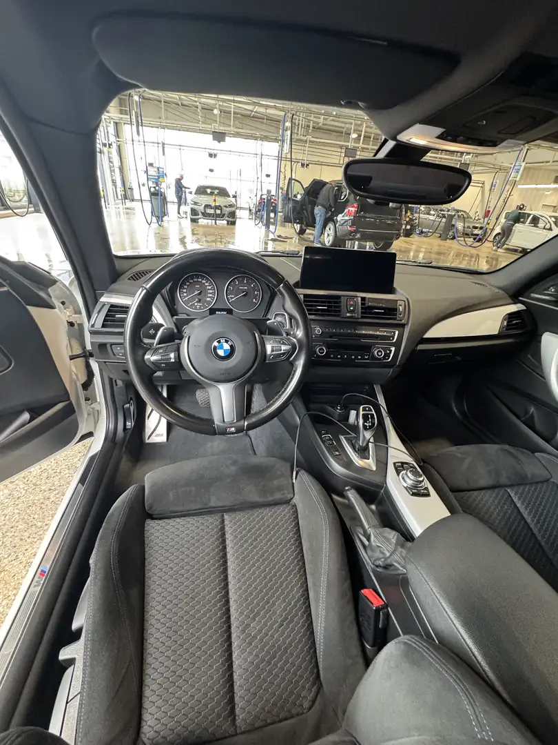 BMW 225 M-Paket / Harman / Alcantara / Automatik Weiß - 1
