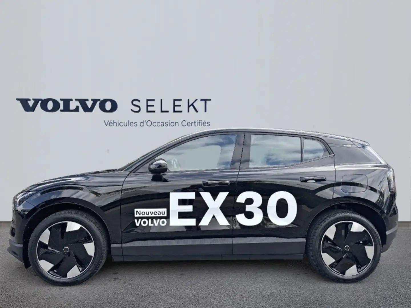 Volvo EX30 Single Extended Range 272ch Plus - 2